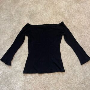 Davi & Dani off the shoulder black top